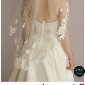 Rose Lace Appliquéd Tulle Fingertip Veil